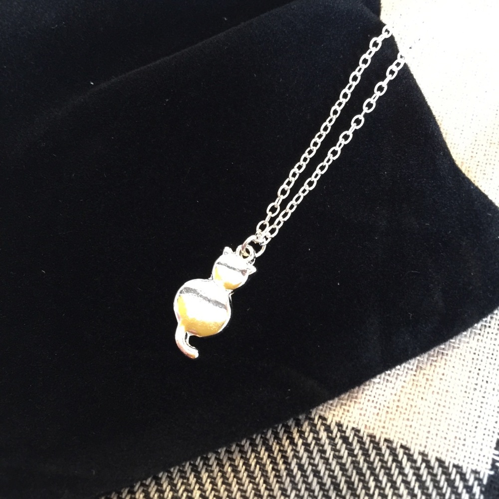 Super Cute Dainty Cat Necklace - Picture 3 of 6